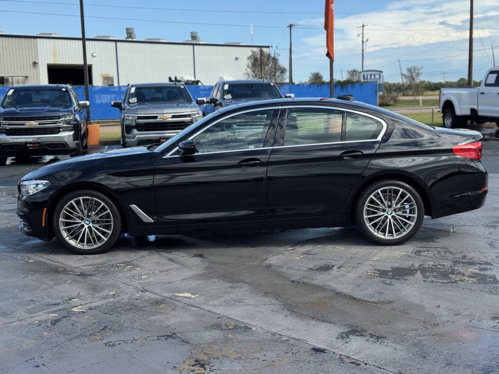 2019 BMW 5 Series Image 11