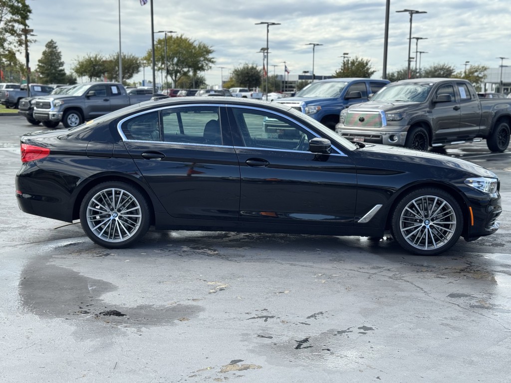 2019 BMW 5 Series Image 12