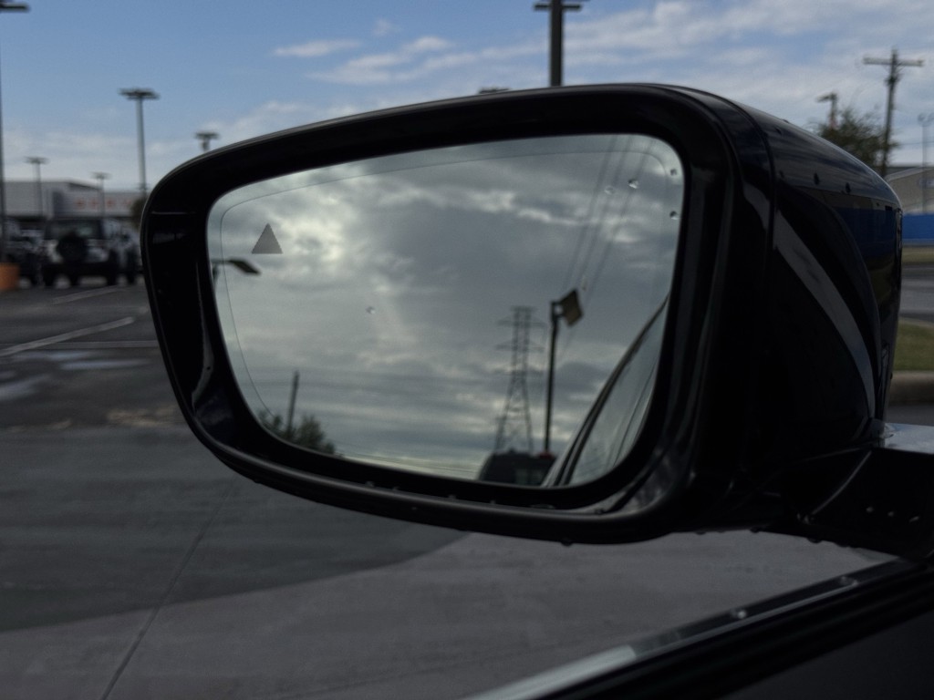 2019 BMW 5 Series Image 30