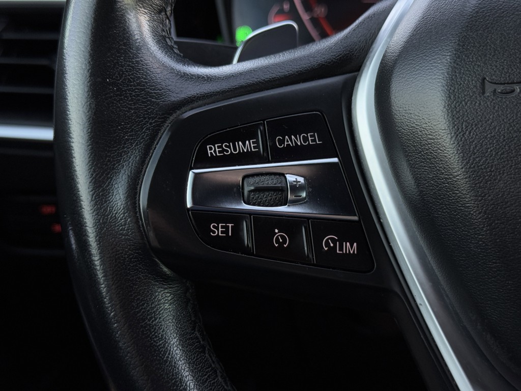 2020 BMW 3 Series Image 17