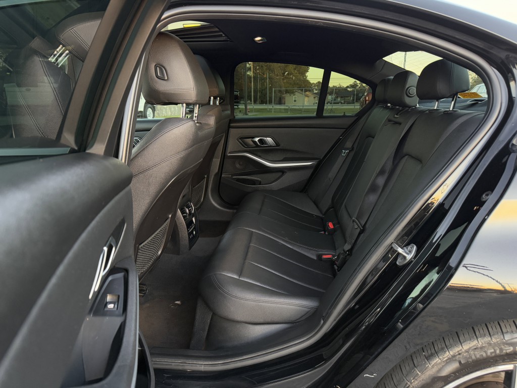 2020 BMW 3 Series Image 30