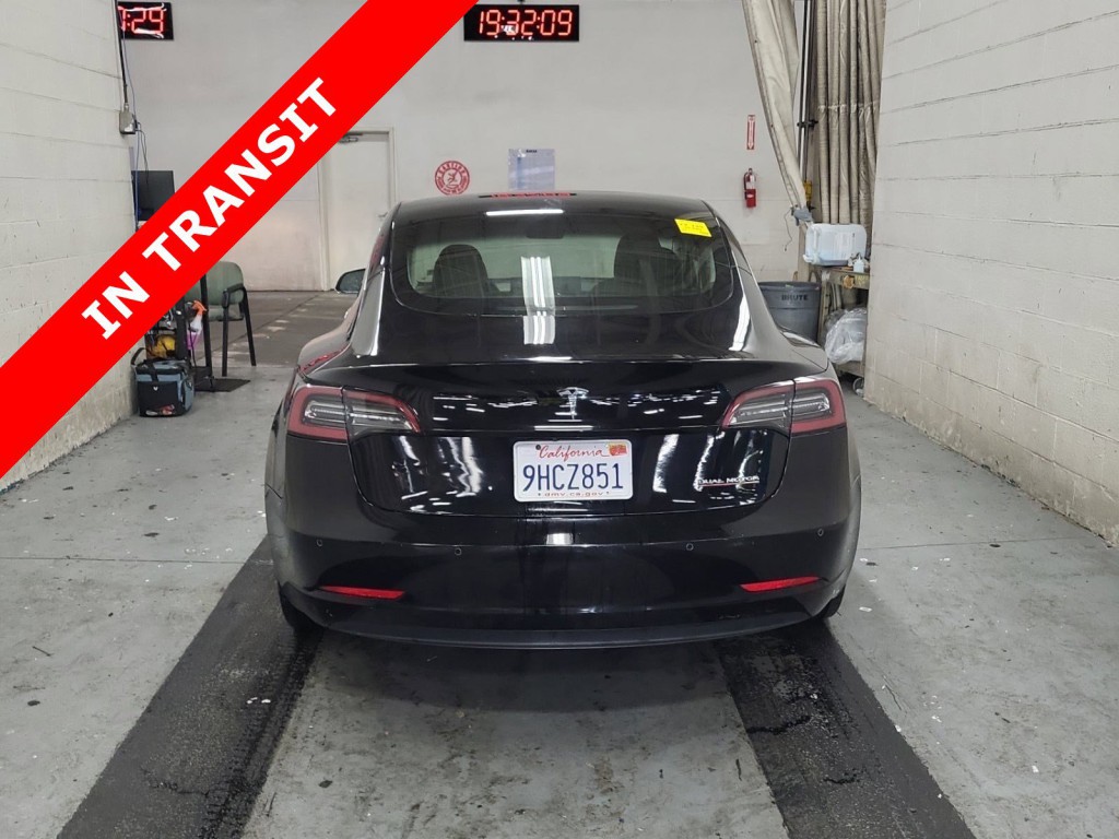 2020 Tesla Model 3 Image 7