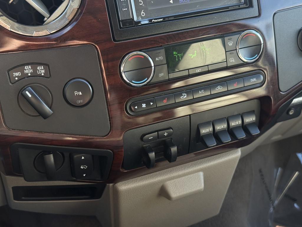 2009 Ford F-250 Image 22