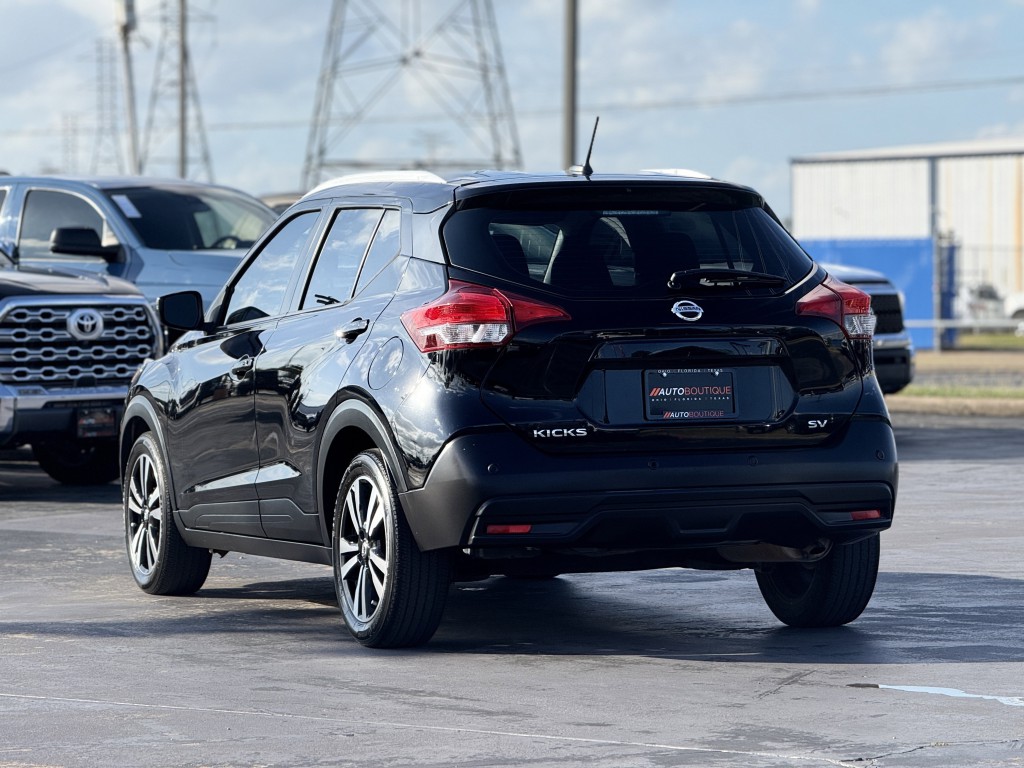 2020 Nissan Kicks Image 9