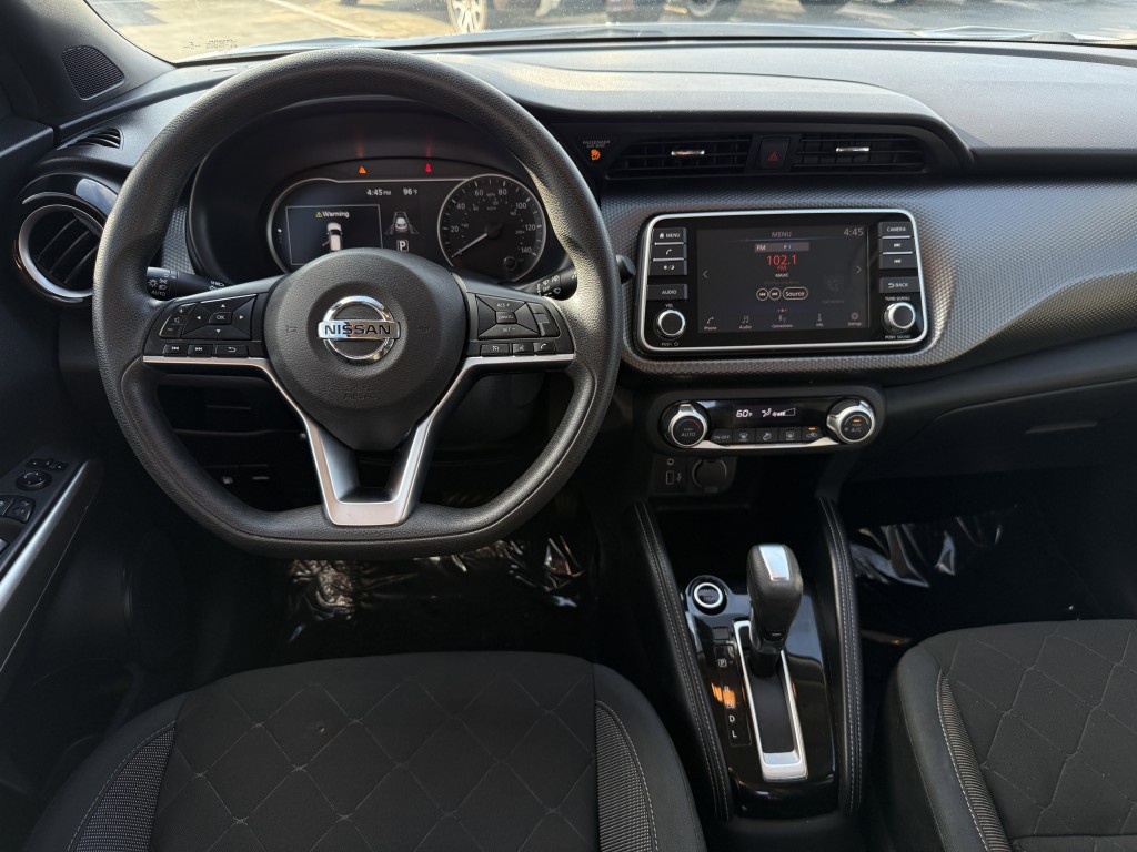 2020 Nissan Kicks Image 14