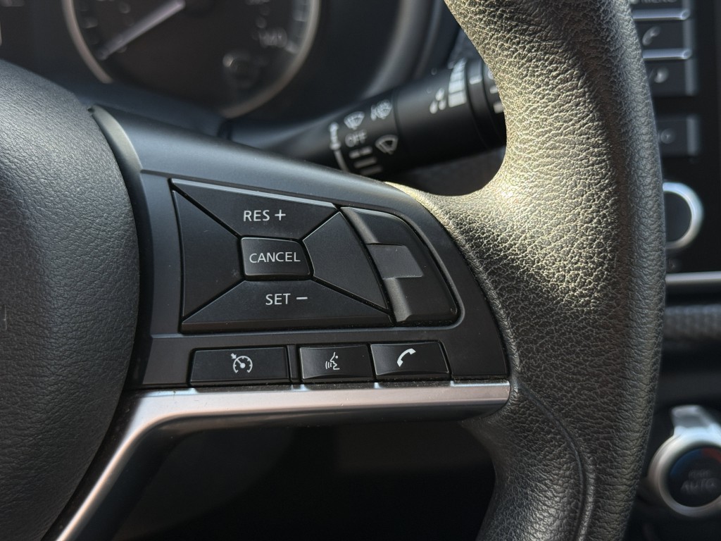 2020 Nissan Kicks Image 17
