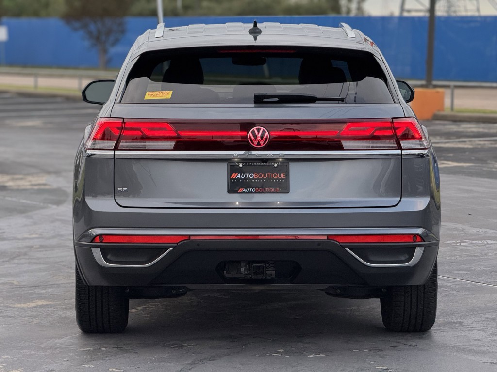 2024 Volkswagen Atlas Cross Sport Image 7