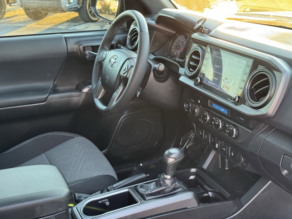 2021 Toyota Tacoma Image 13