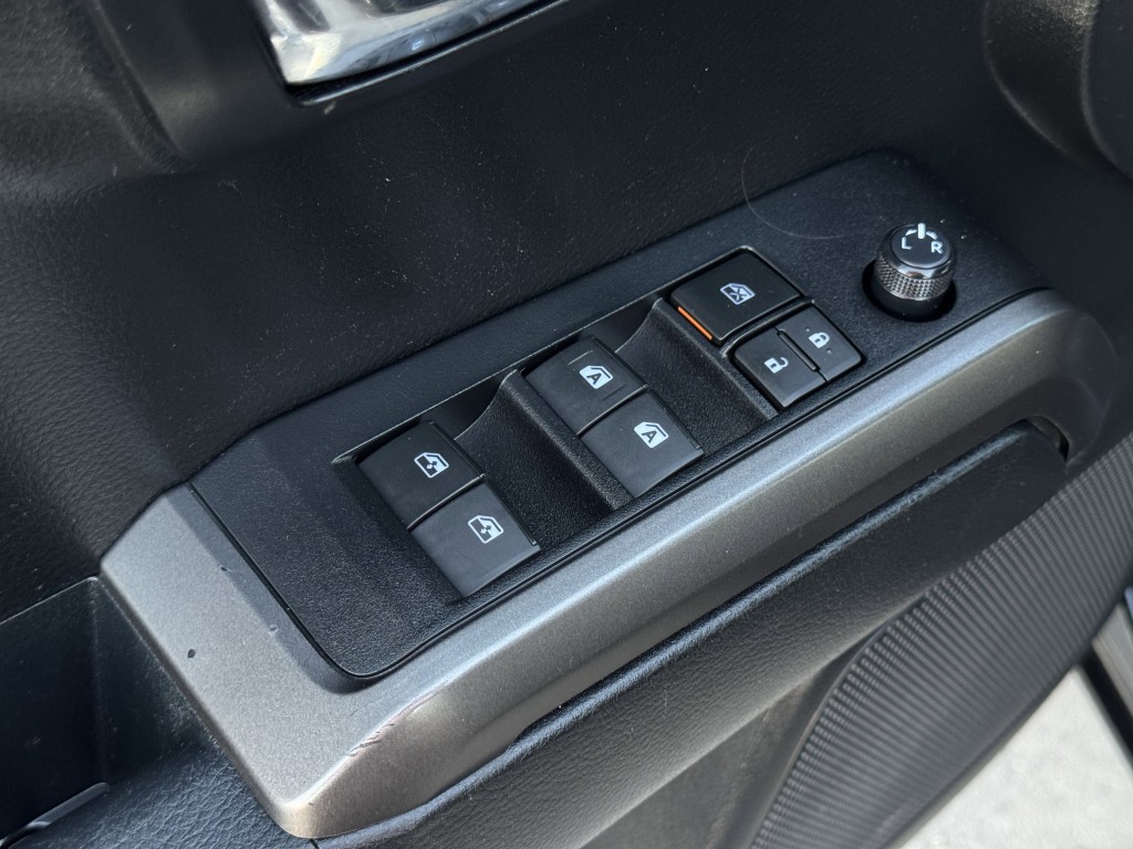 2021 Toyota Tacoma Image 24