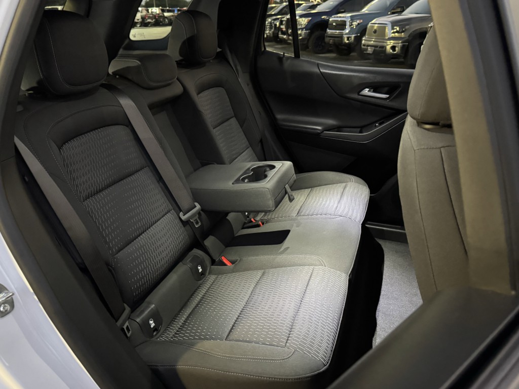 2025 Chevrolet Equinox Image 30