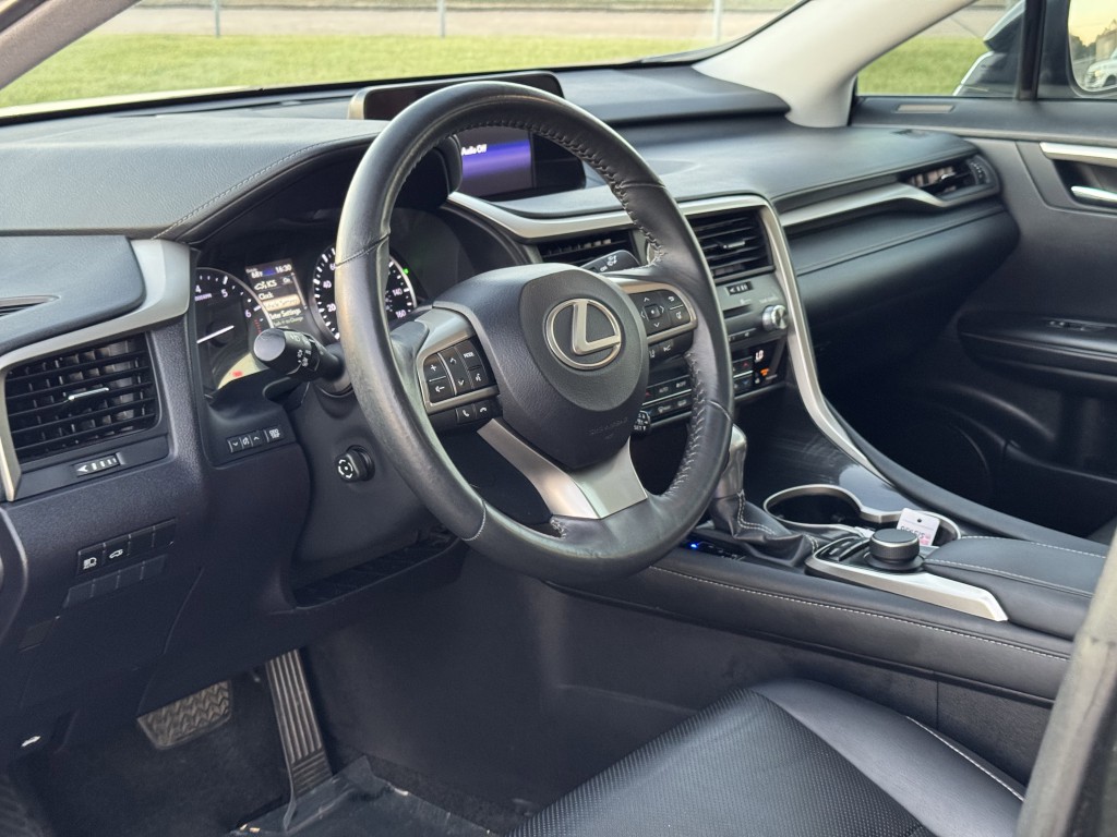2019 Lexus RX Image 12
