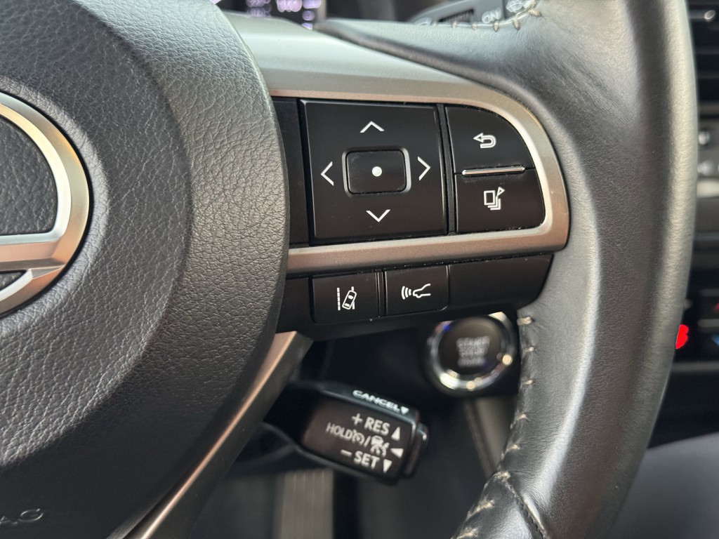 2019 Lexus RX Image 17