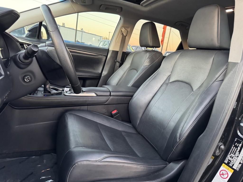 2019 Lexus RX Image 25