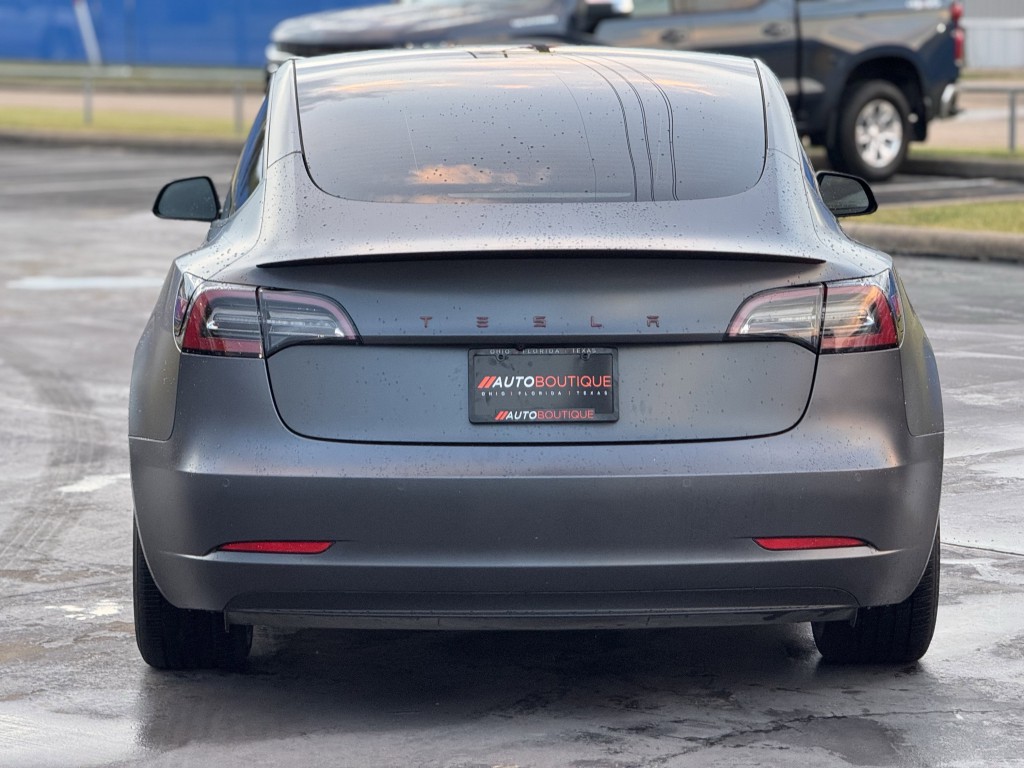 2021 Tesla Model 3 Image 8