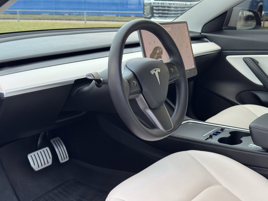 2021 Tesla Model 3 Image 12
