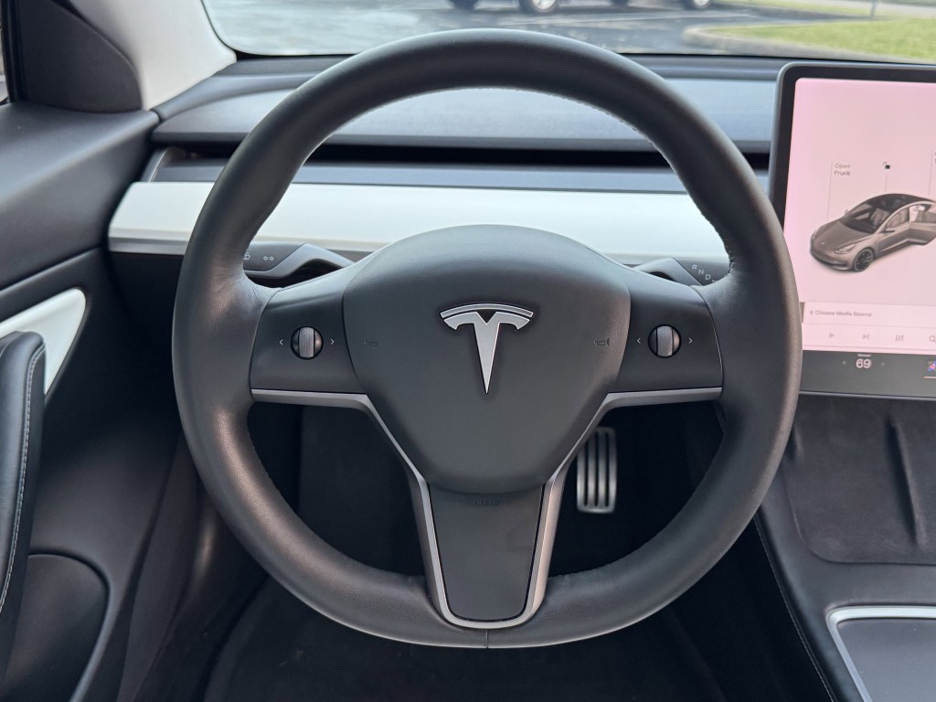 2021 Tesla Model 3 Image 15