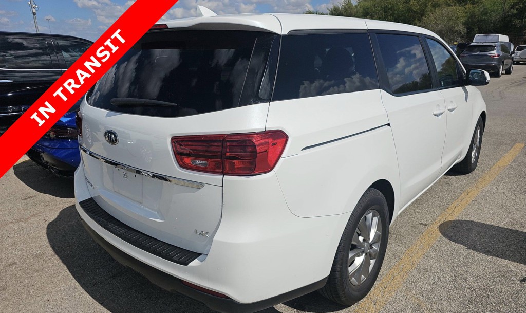 2021 Kia Sedona Image 6
