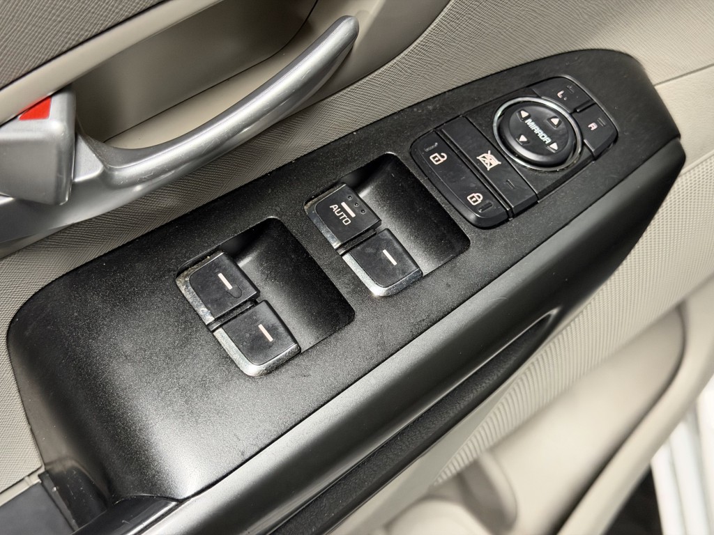 2021 Kia Sedona Image 20