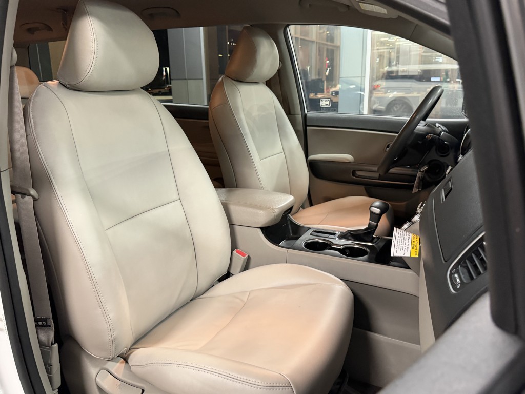 2021 Kia Sedona Image 22