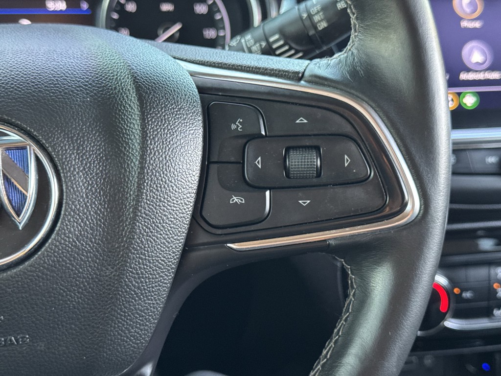 2022 Buick Enclave Image 17
