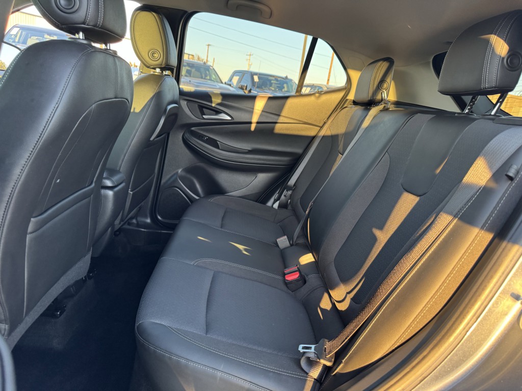 2022 Buick Enclave Image 26