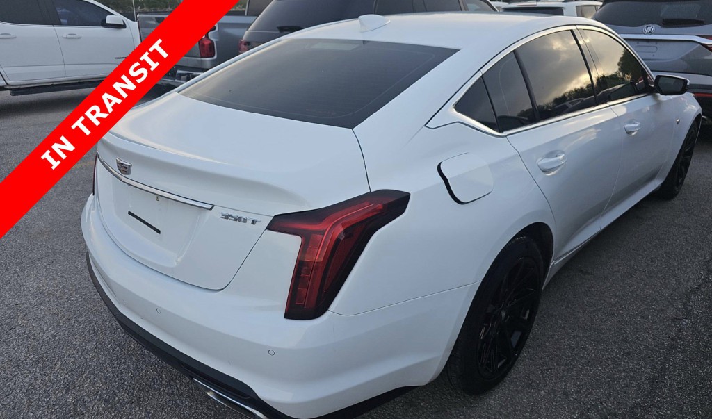 2022 Cadillac CT5 Image 5