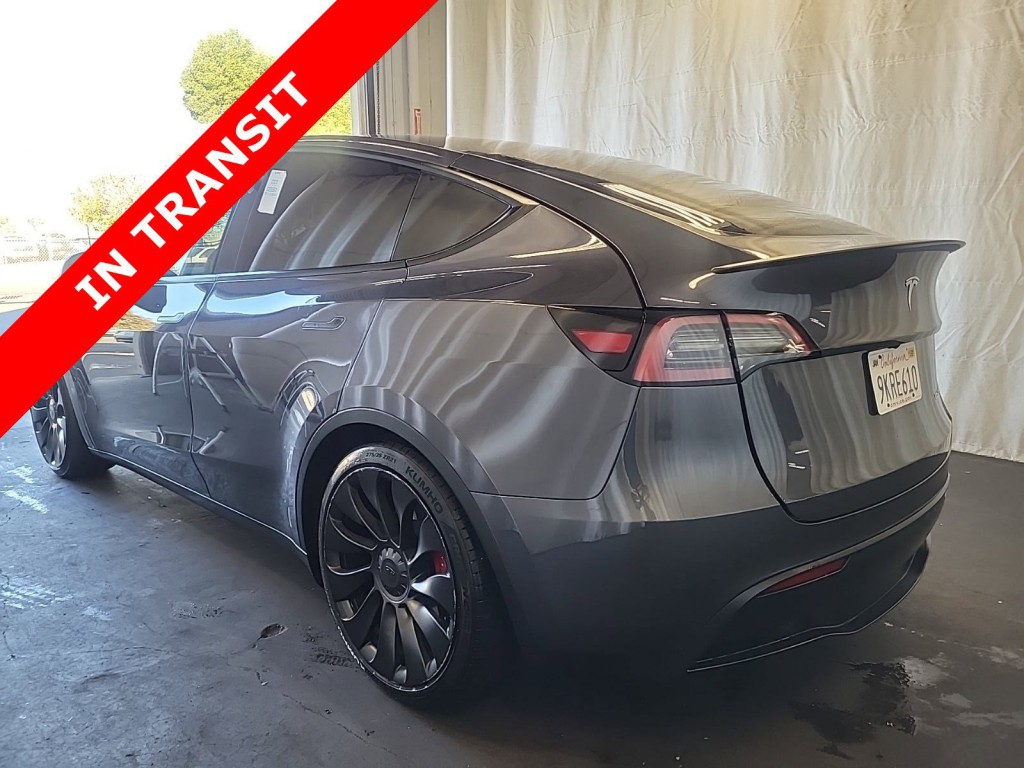 2023 Tesla Model Y Image 5