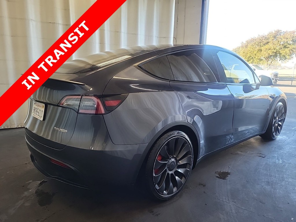 2023 Tesla Model Y Image 7