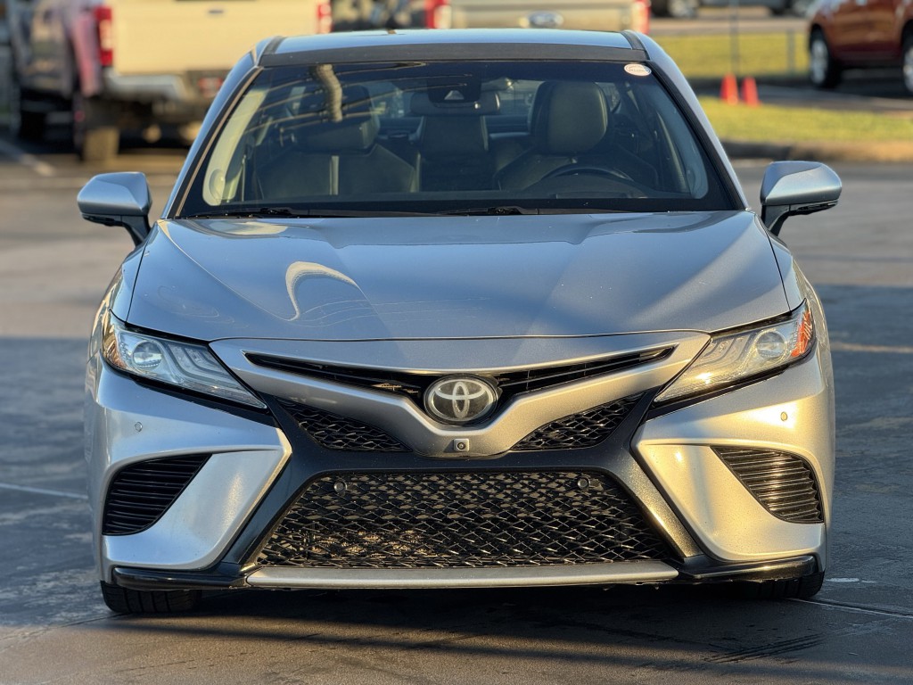 2019 Toyota Camry Image 6