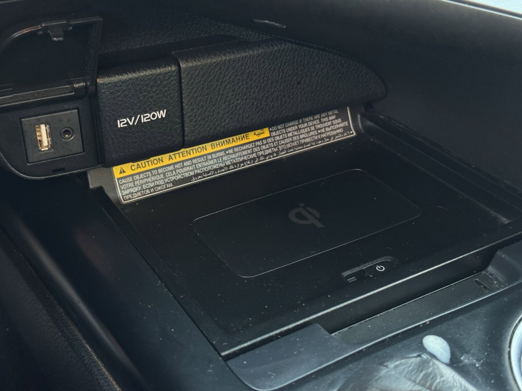 2019 Toyota Camry Image 21