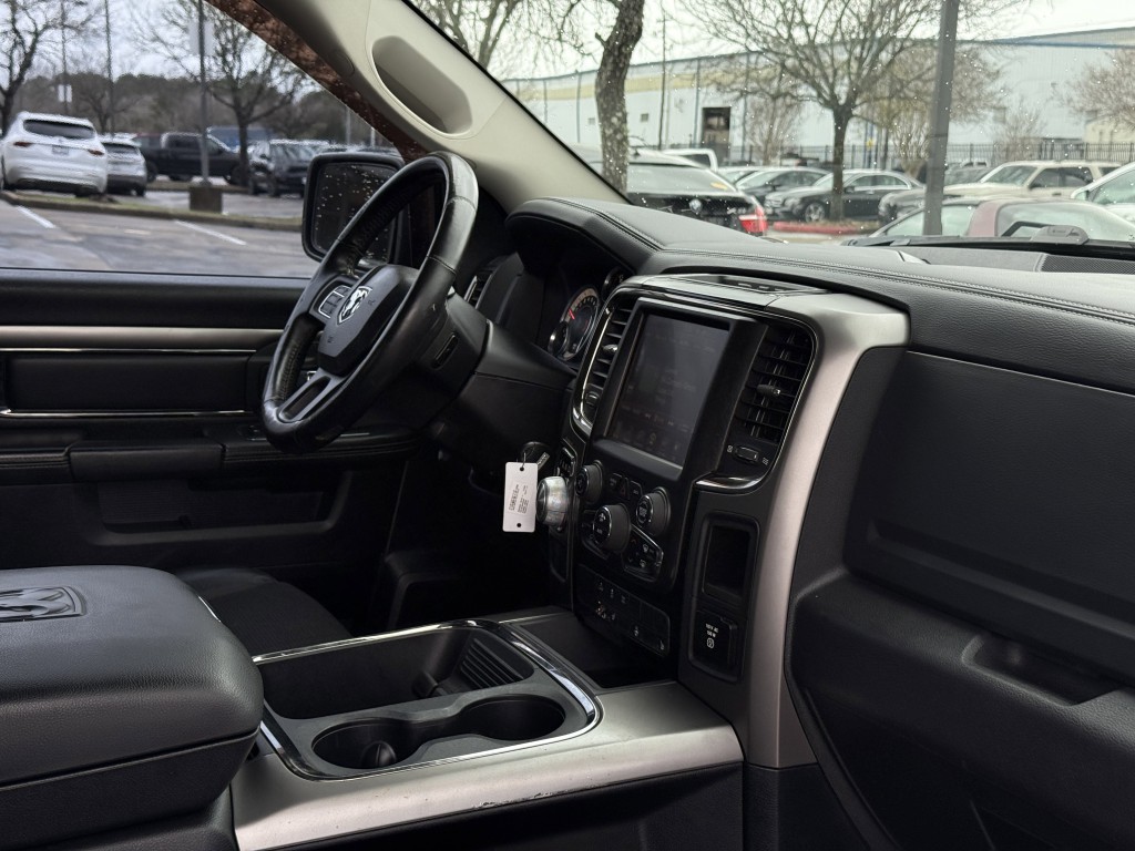2016 RAM 1500 Image 17