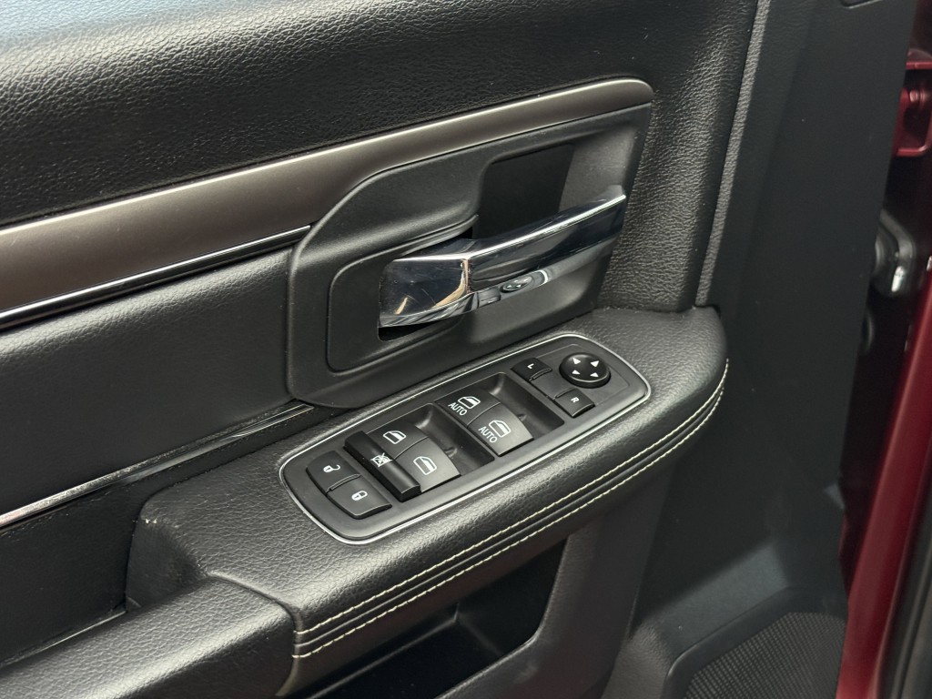 2016 RAM 1500 Image 23