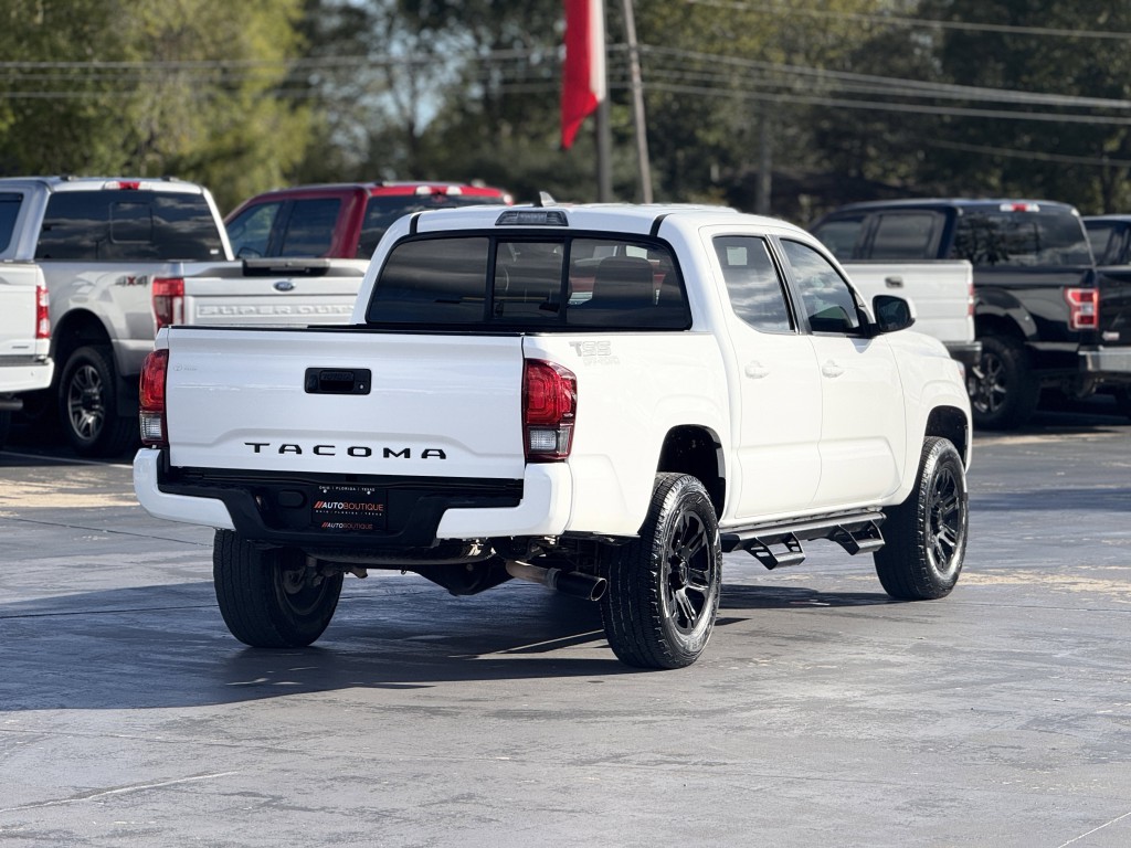 2020 Toyota Tacoma Image 8