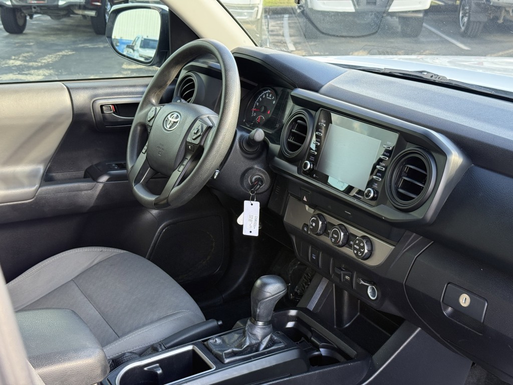 2020 Toyota Tacoma Image 13