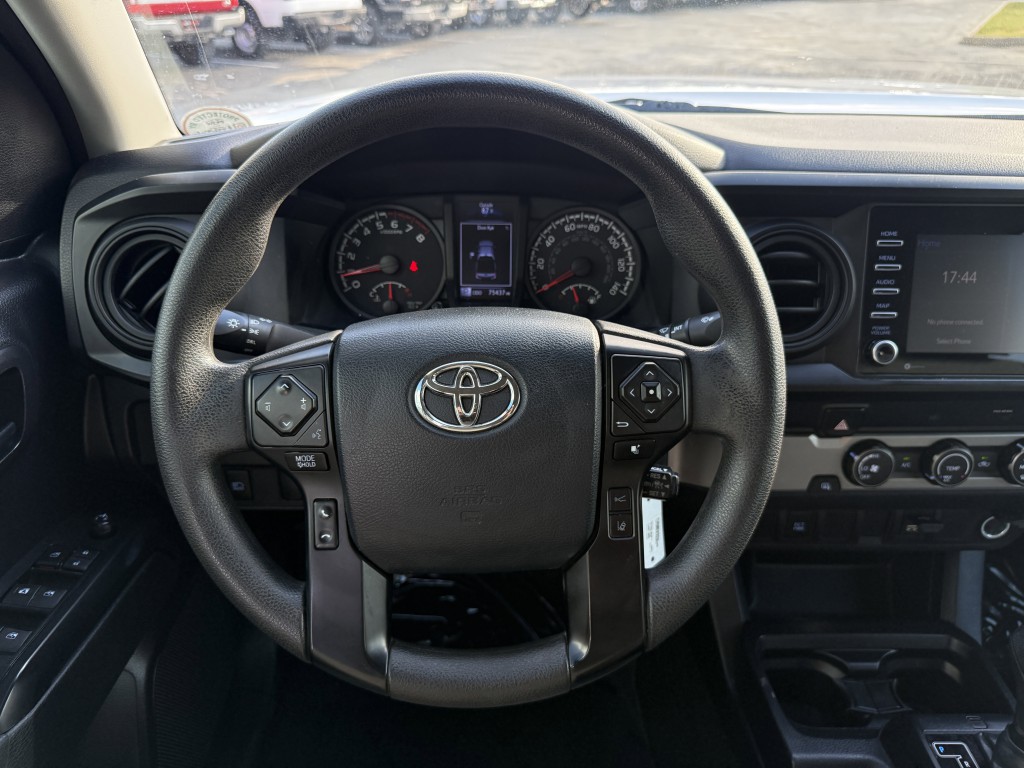 2020 Toyota Tacoma Image 15
