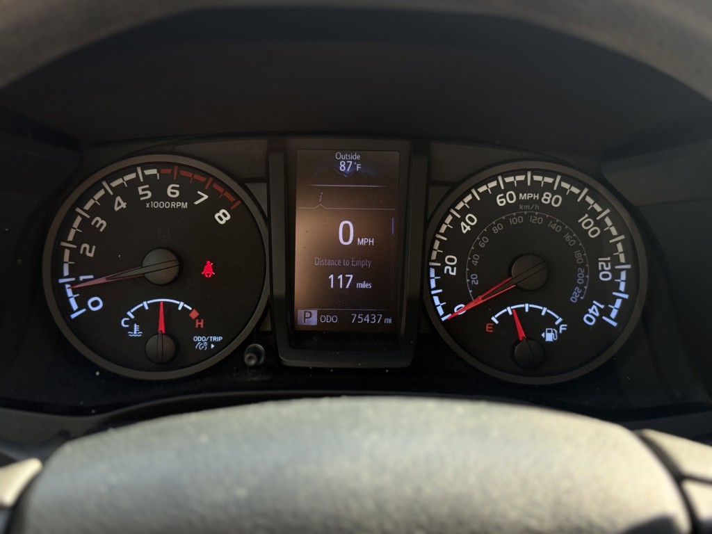 2020 Toyota Tacoma Image 18