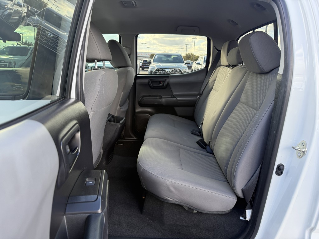 2020 Toyota Tacoma Image 27