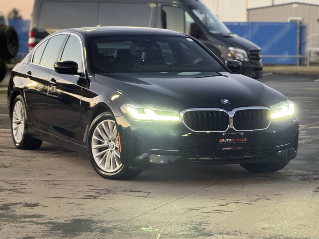 2021 BMW 5 Series Image 3