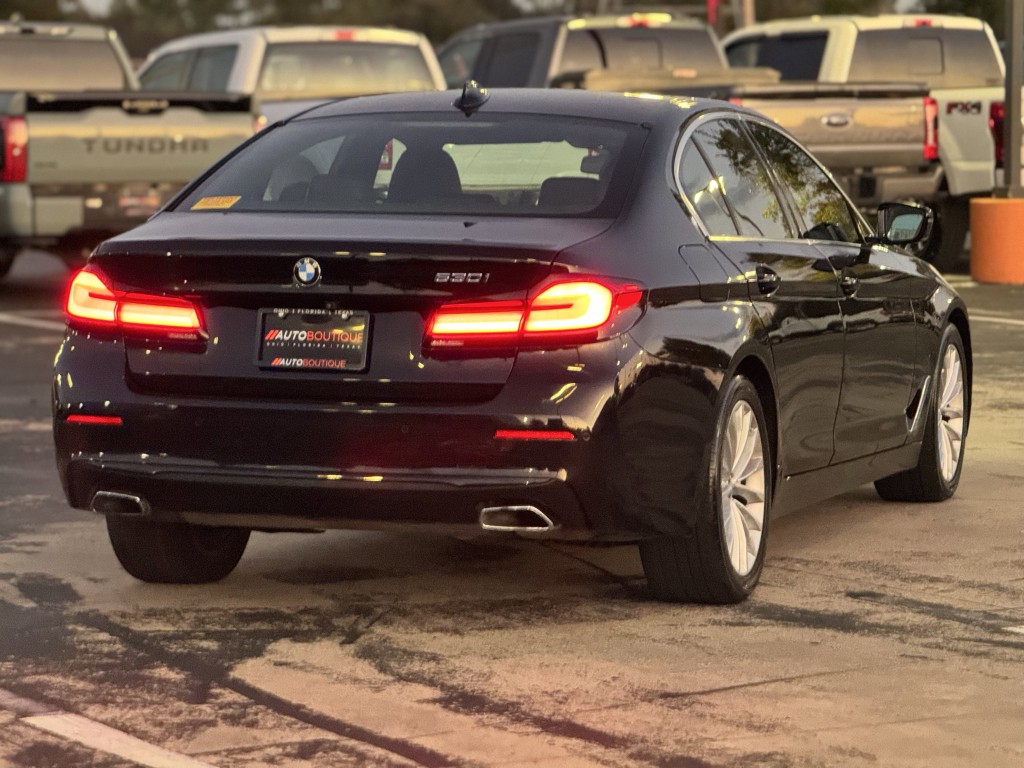 2021 BMW 5 Series Image 9