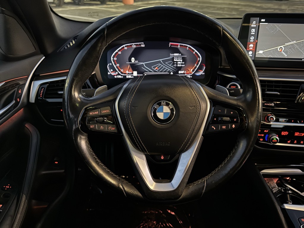 2021 BMW 5 Series Image 14