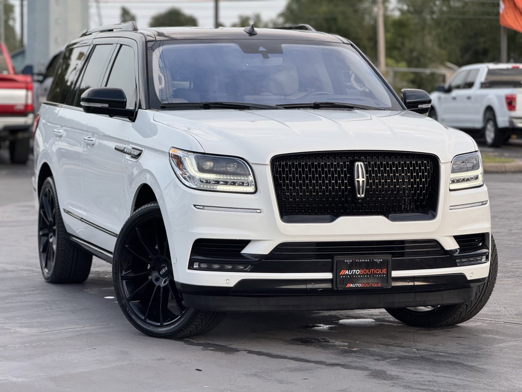 2020 Lincoln Navigator Image 3