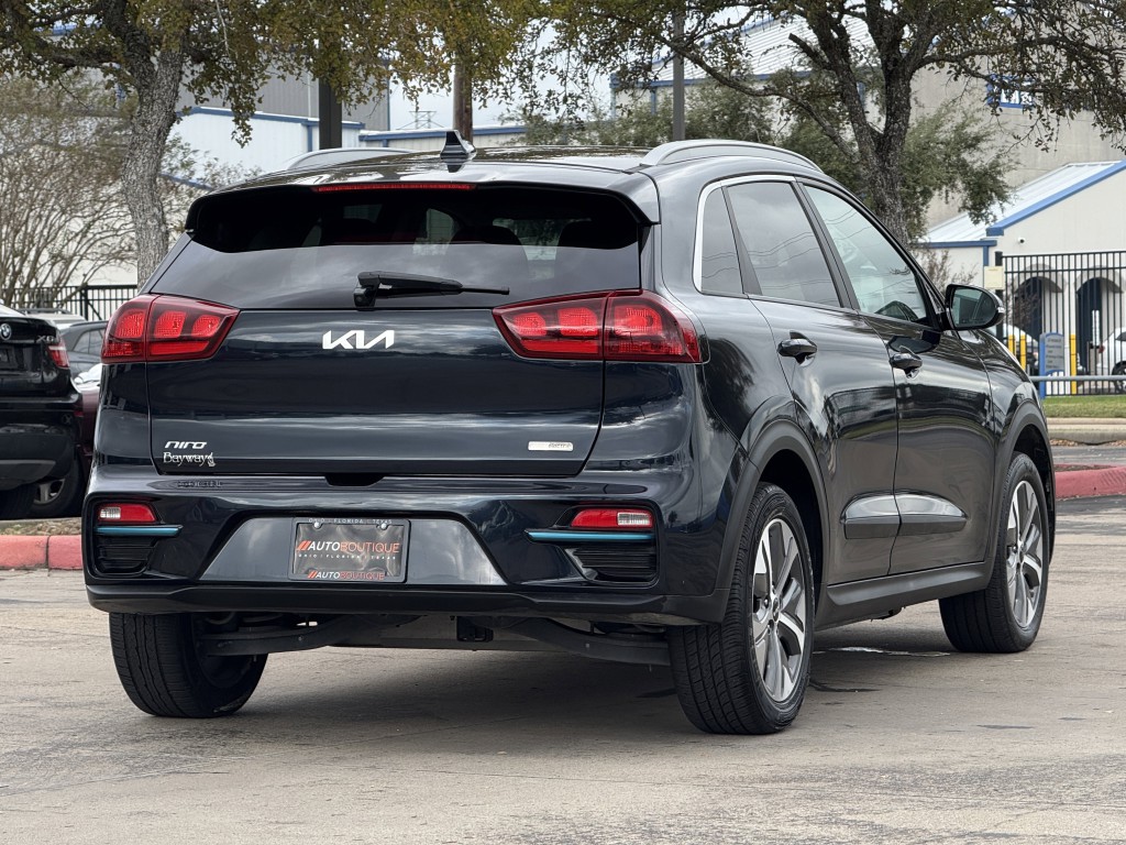 2022 Kia Niro Image 9
