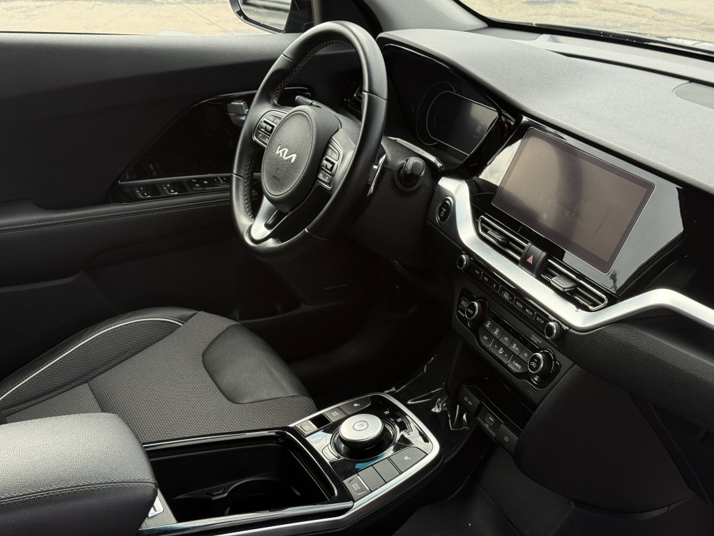 2022 Kia Niro Image 14