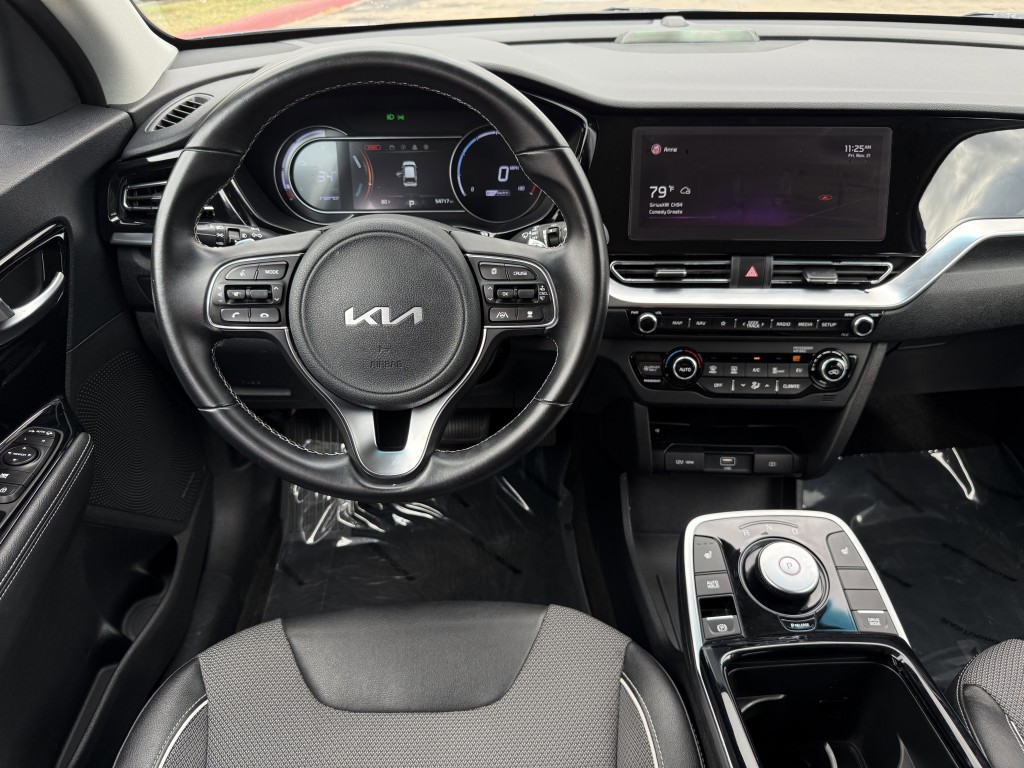2022 Kia Niro Image 15
