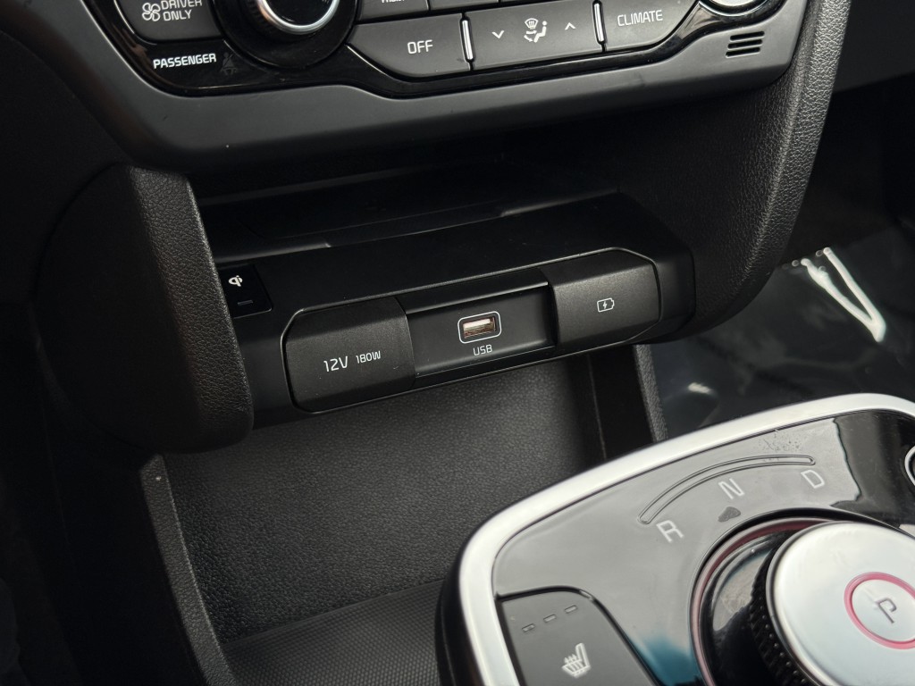 2022 Kia Niro Image 22
