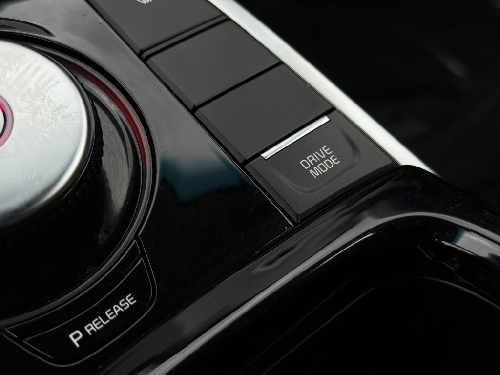 2022 Kia Niro Image 25