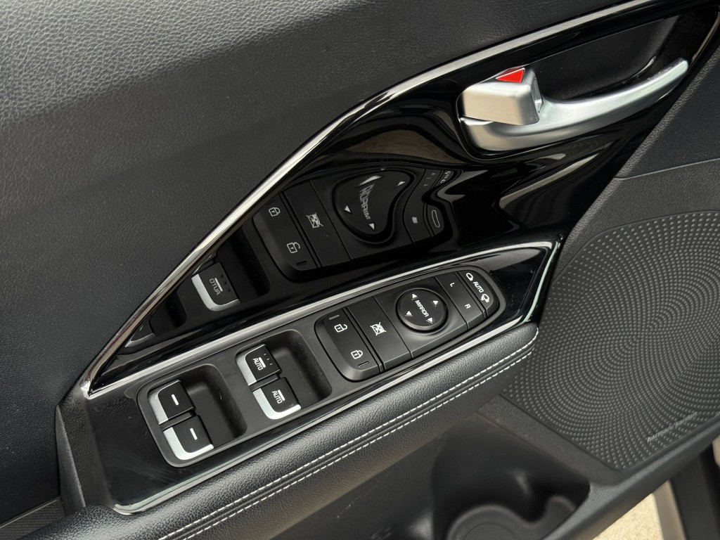 2022 Kia Niro Image 27