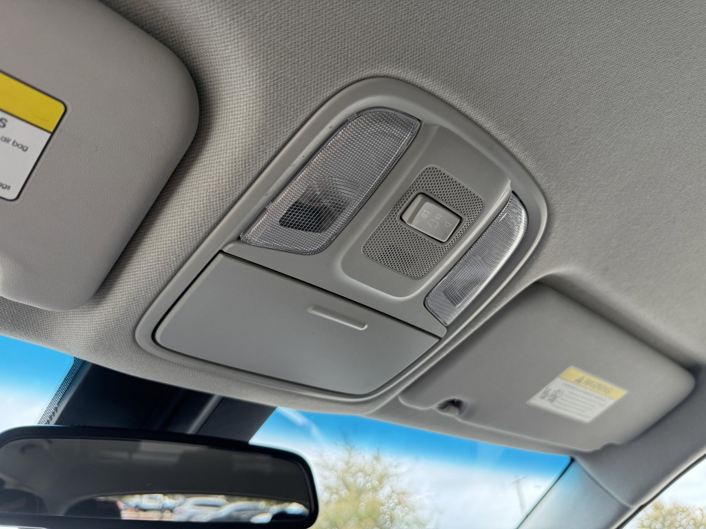 2022 Kia Niro Image 32