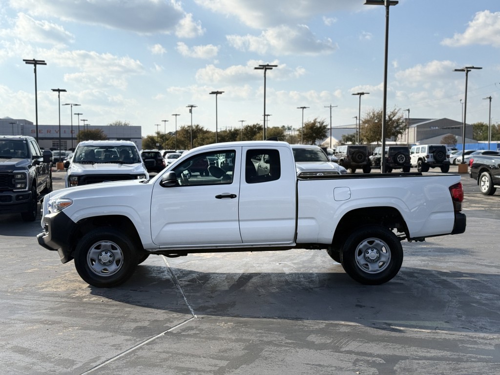 2022 Toyota Tacoma Image 10