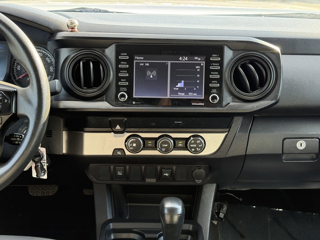 2022 Toyota Tacoma Image 19